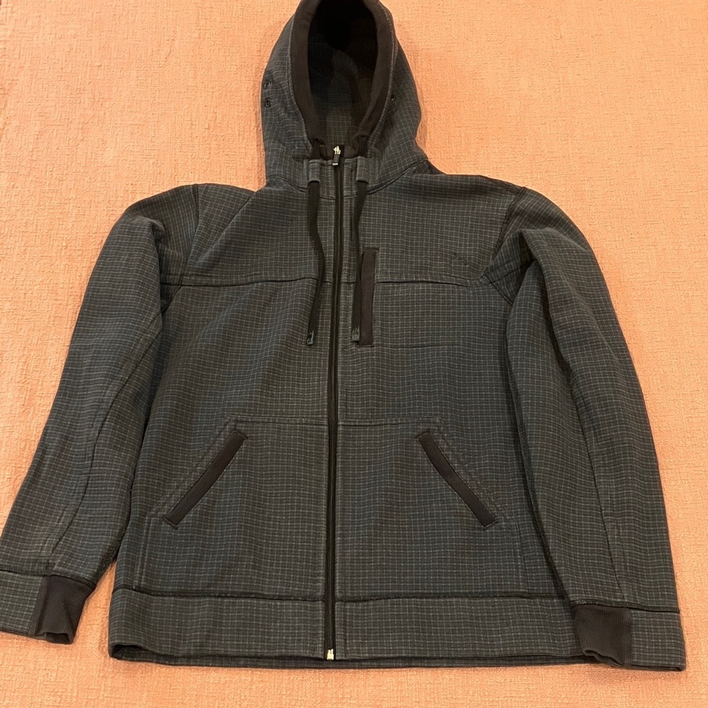 lululemon athletica men’s medium gray Black plaid fleece zip up sweater Jacket